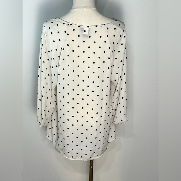 Torrid Polka Dot V-Neck Sheer 3/4 Sleeves Off White Pullover Blouse Plus Size 00 - Picture 4 of 12